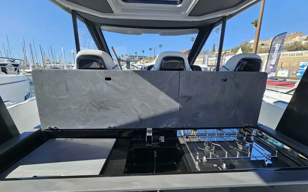 slider 8 Beneteau Gran Turismo 35