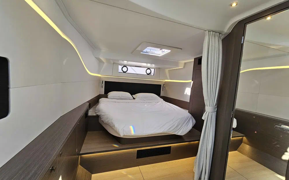 slider 15 BENETEAU GRAN TURISMO 40