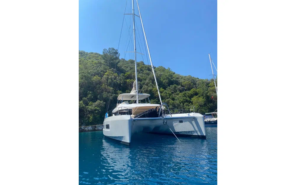 slider 11 Lagoon 55