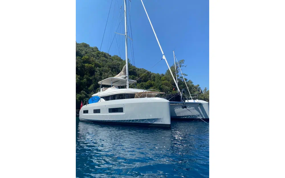 slider 12 Lagoon 55