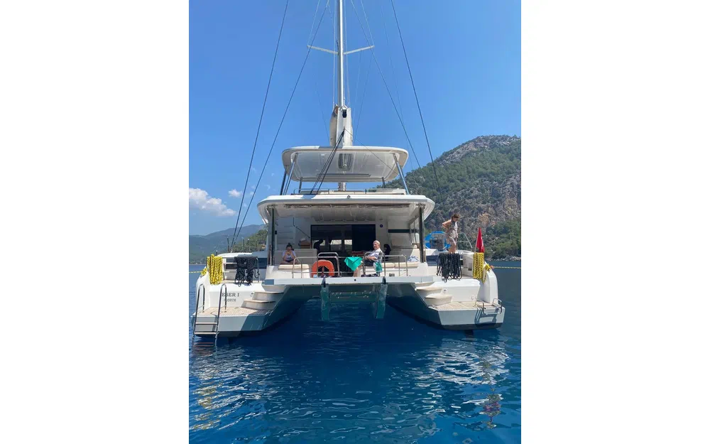slider 13 Lagoon 55