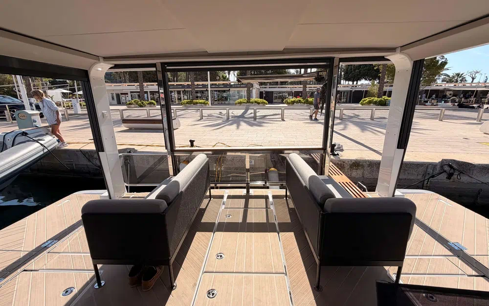 slider 6 Jeanneau Sea Loft 480