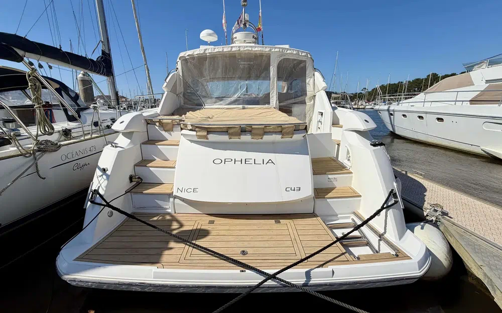 slider 3 Sessa Marine C43
