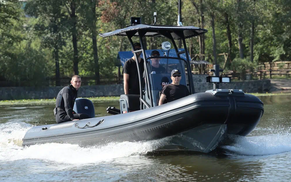 slider 0 Iron Boats GALAXY PILOT P 6.5