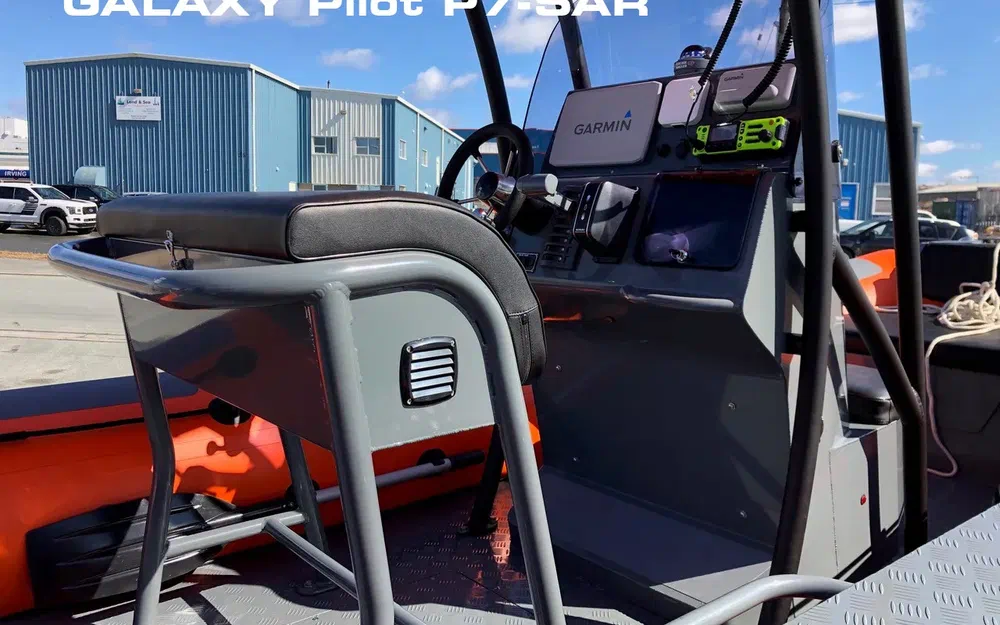 slider 8 Iron Boats GALAXY PILOT P 6.5