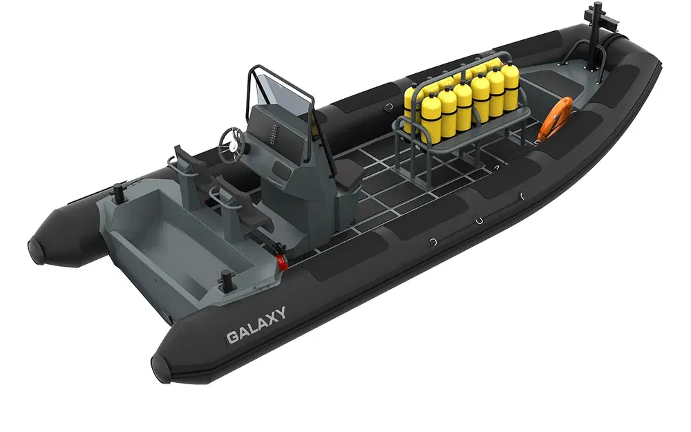 slider 1 Iron Boats GALAXY PILOT P7