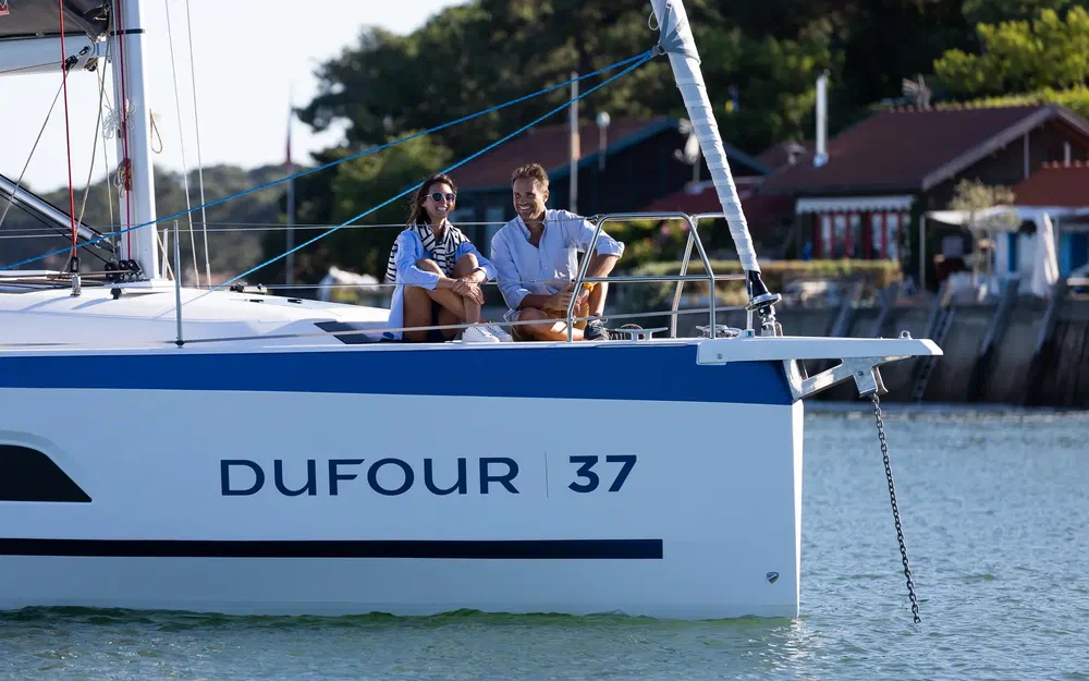 slider 18 Dufour 37