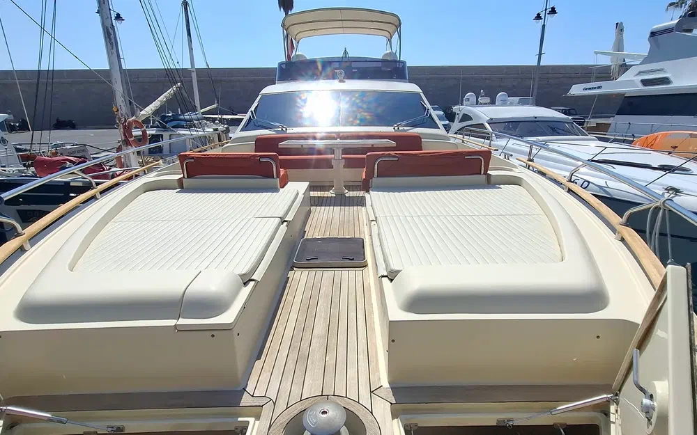 slider 8 Ferretti Altura 690