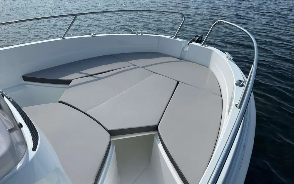 slider 2 Jeanneau Cap Camarat 5.5 CC Serie 2