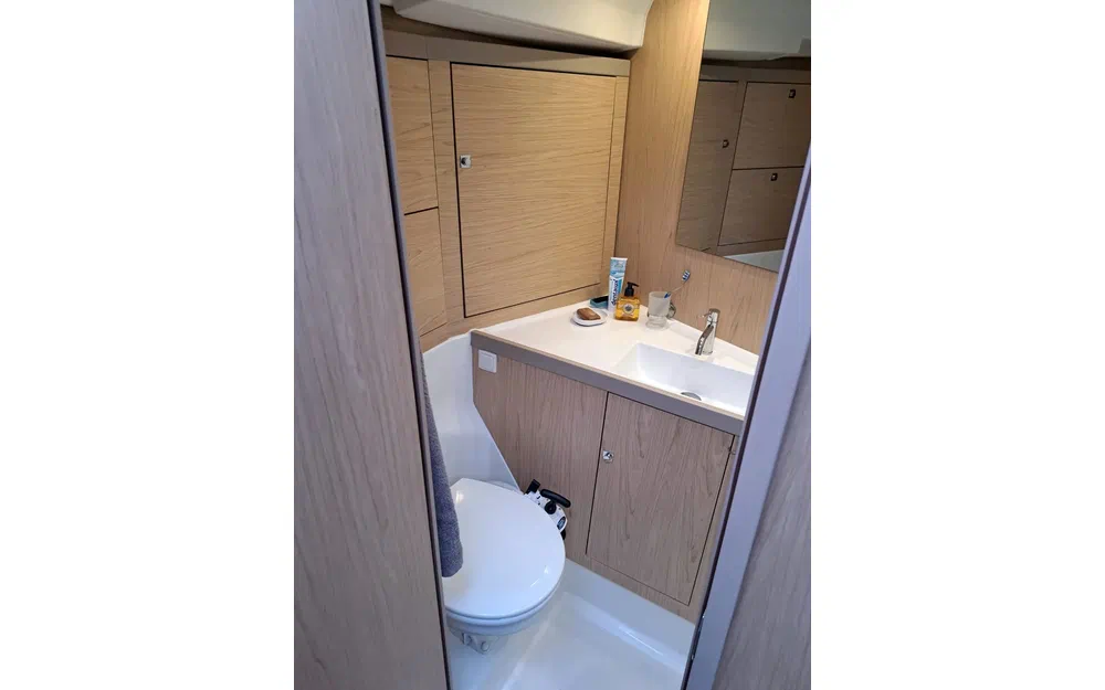 slider 12 Beneteau Oceanis 45