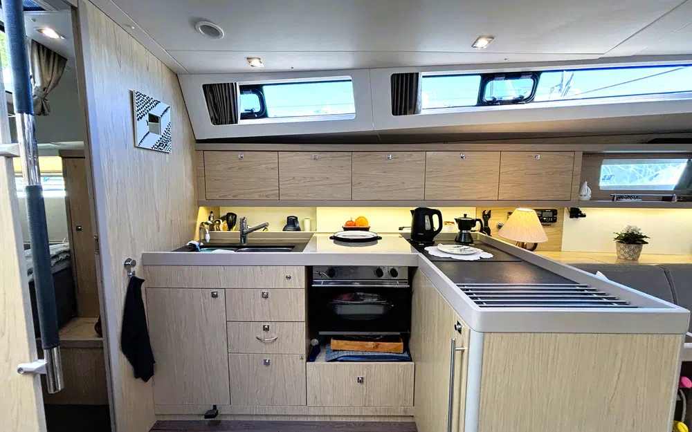 slider 18 Beneteau Oceanis 45