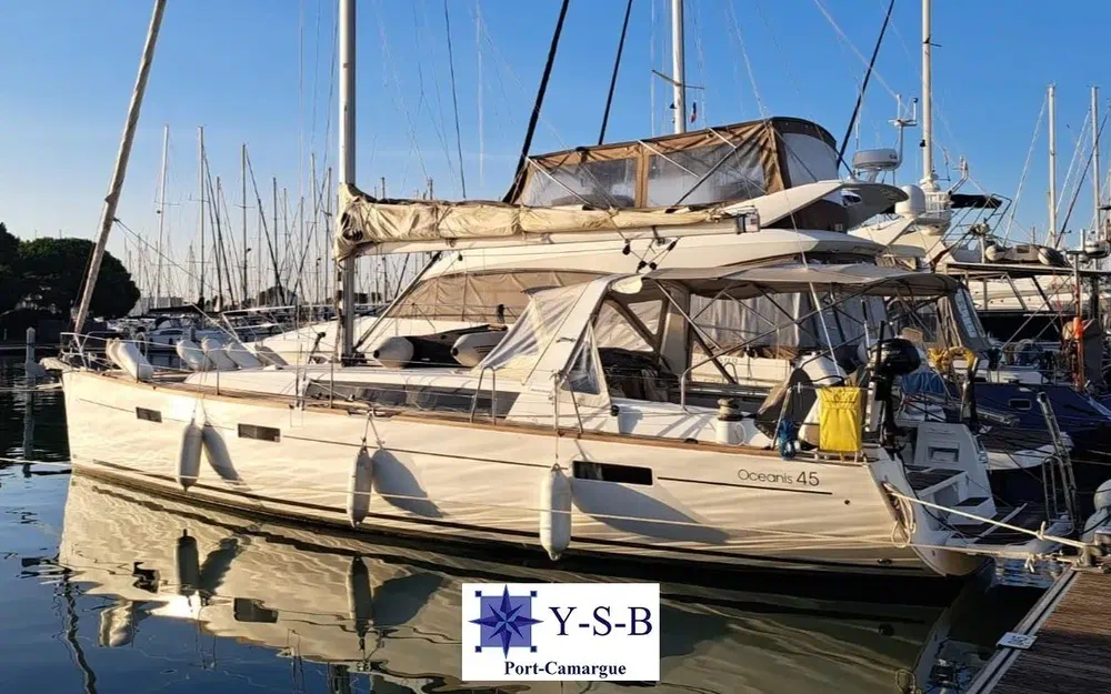 slider 0 Beneteau Oceanis 45