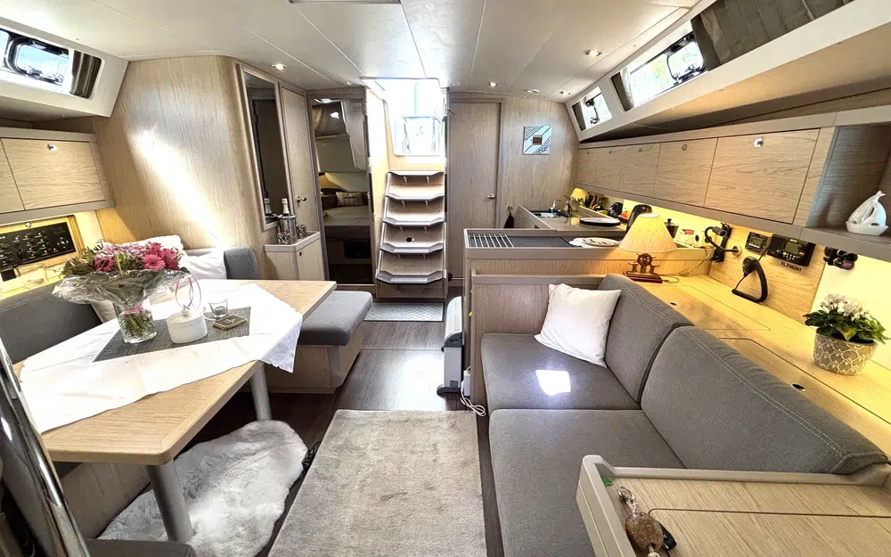 slider 21 Beneteau Oceanis 45