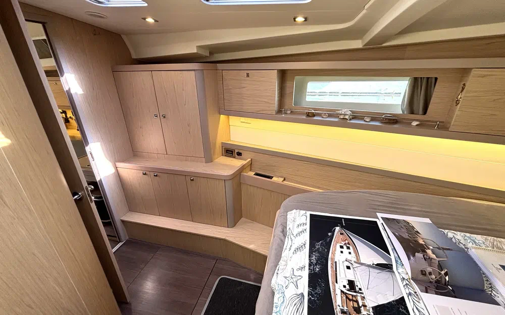 slider 25 Beneteau Oceanis 45