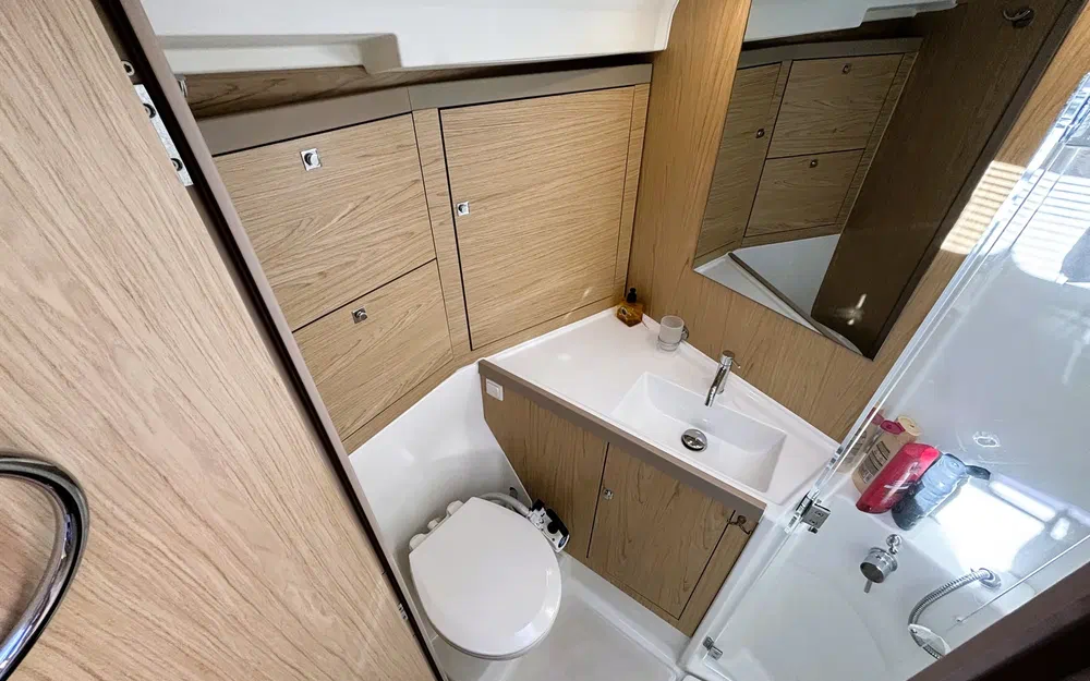 slider 28 Beneteau Oceanis 45