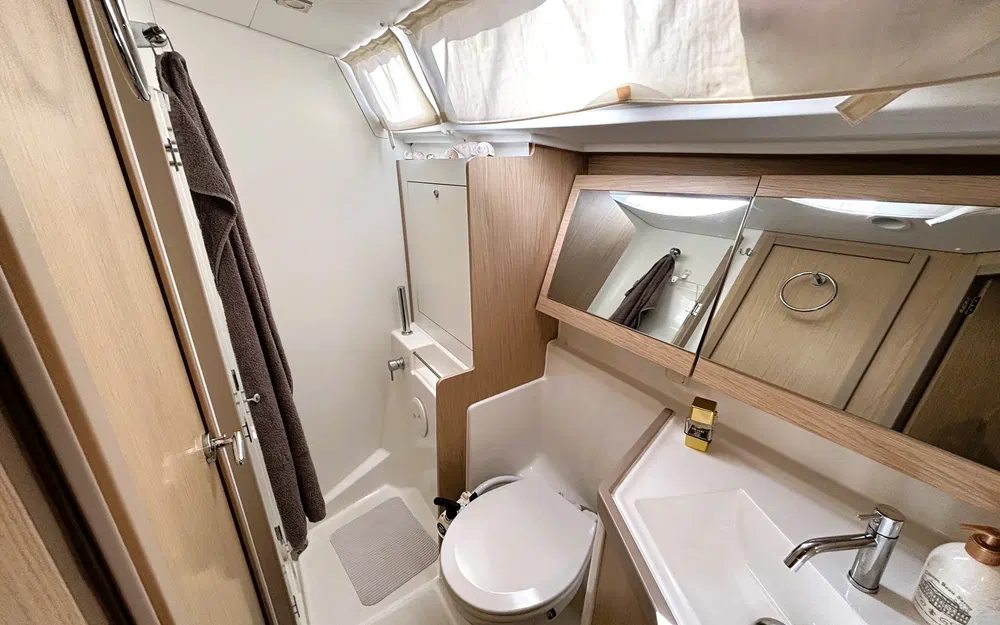 slider 34 Beneteau Oceanis 45
