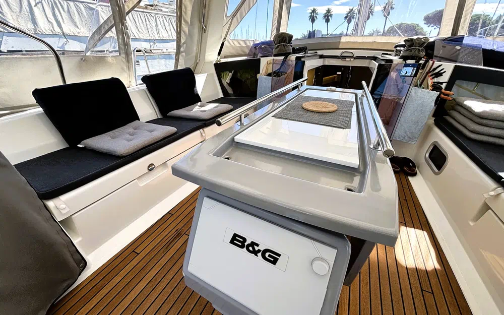 slider 3 Beneteau Oceanis 45