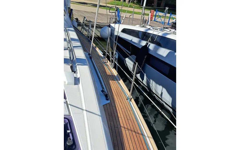 slider 5 Beneteau Oceanis 45