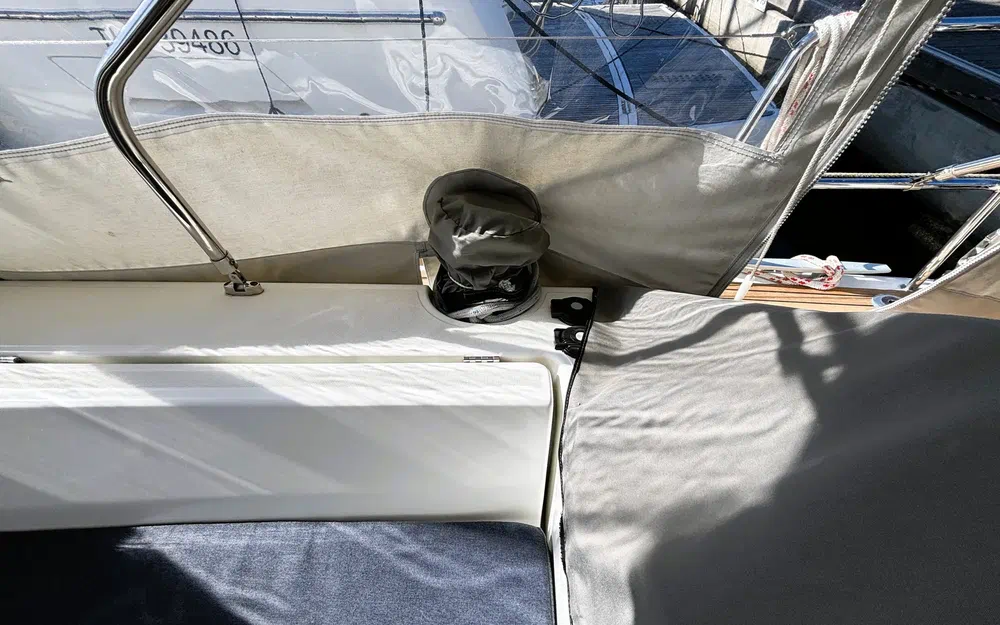 slider 7 Beneteau Oceanis 45