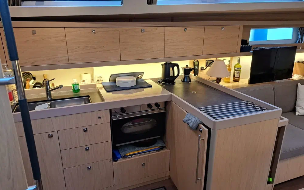 slider 7 Beneteau Oceanis 45