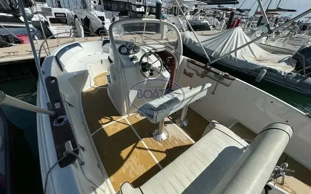 slider 6 Quicksilver 600 Commander