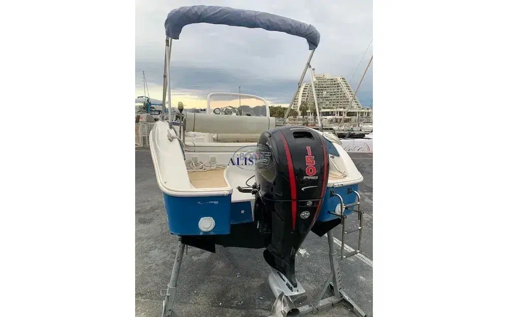 slider 8 Quicksilver 600 Commander