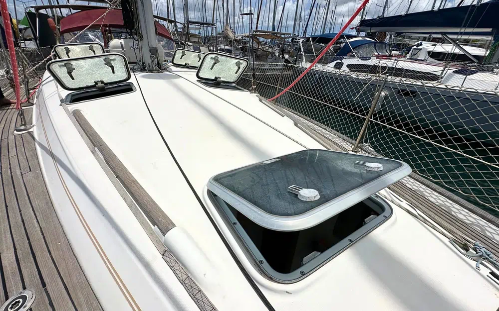 slider 12 Beneteau Oceanis 411 Clipper