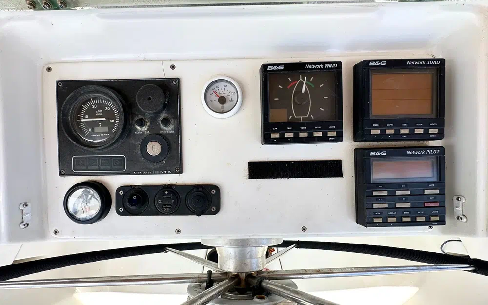 slider 17 Beneteau Oceanis 411 Clipper