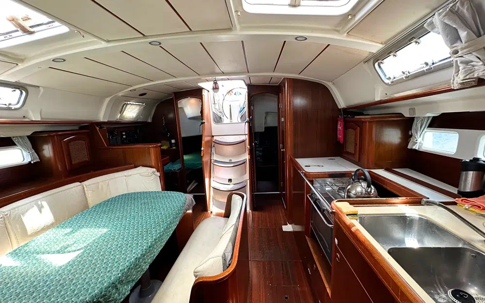 slider 28 Beneteau Oceanis 411 Clipper