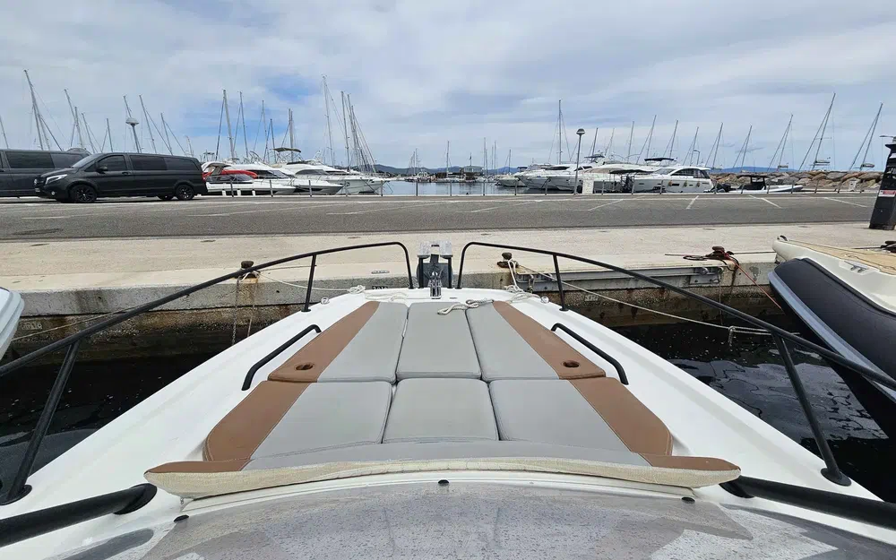 slider 3 Beneteau Flyer 8 SUNdeck
