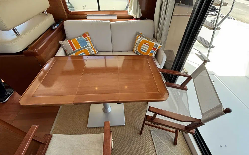 slider 17 Beneteau Swift Trawler 34
