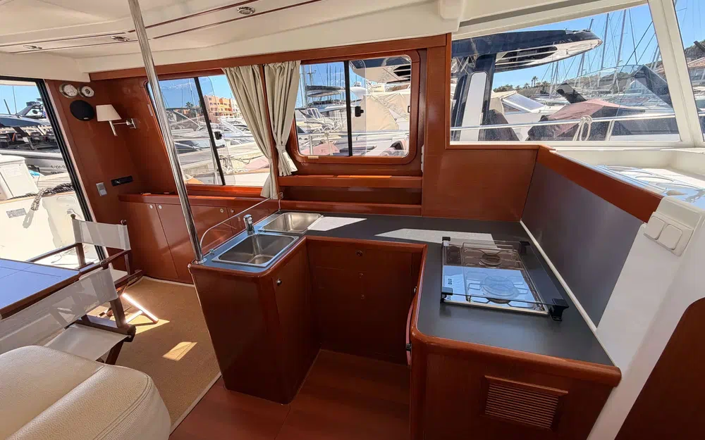 slider 6 Beneteau Swift Trawler 34