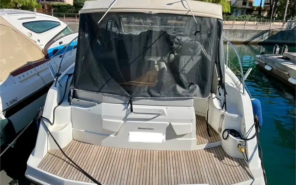 slider 5 Beneteau Gran Turismo 38
