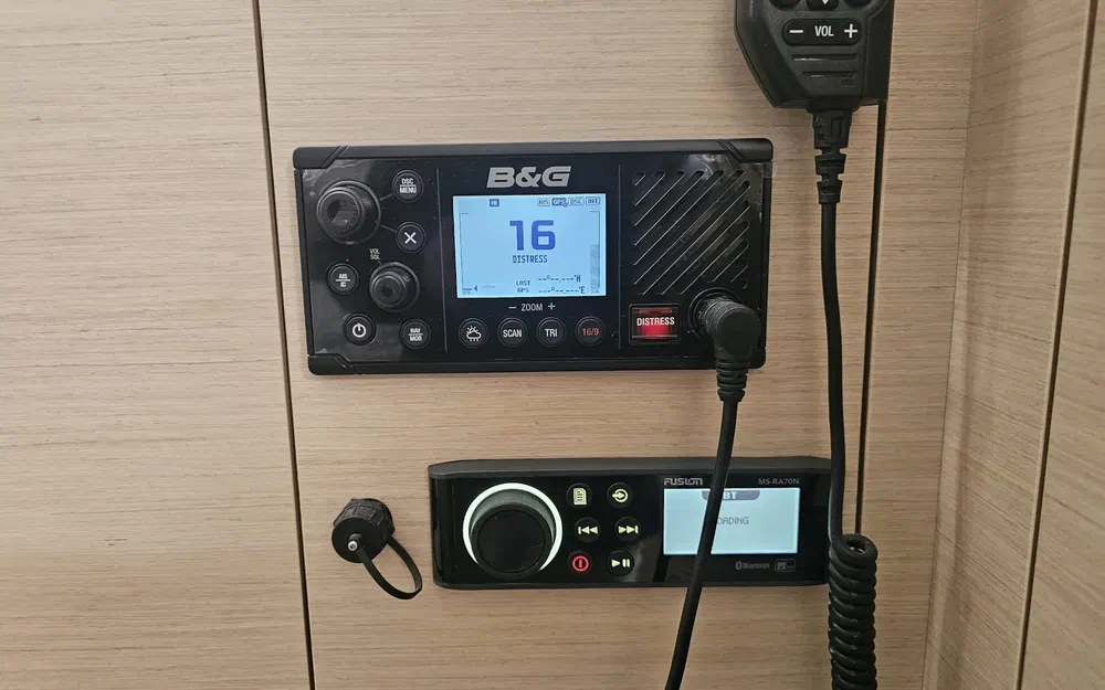 slider 13 Beneteau Oceanis 38.1