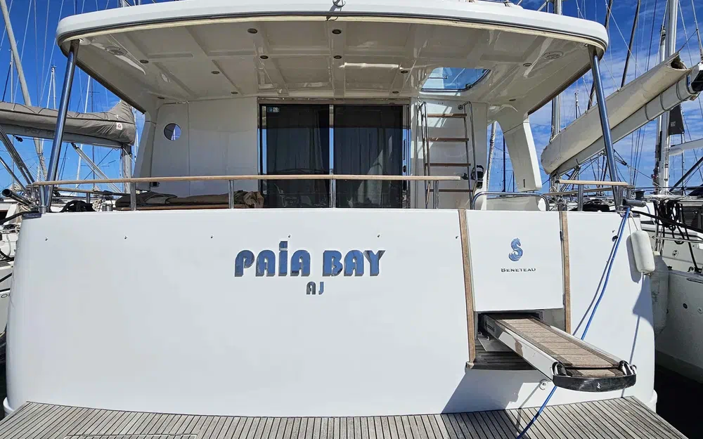 slider 1 Beneteau Swift Trawler 52