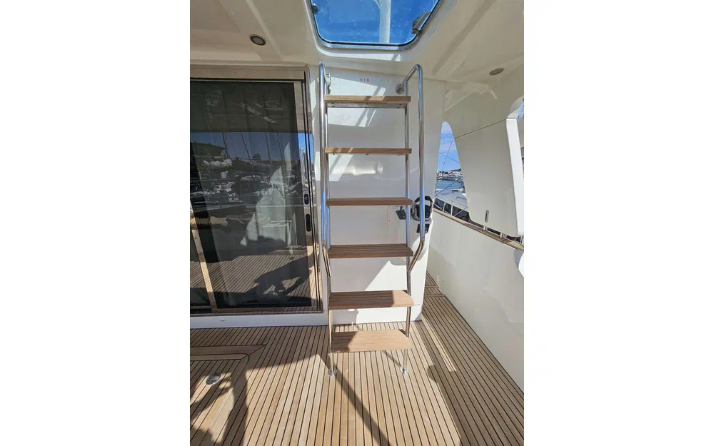 slider 4 Beneteau Swift Trawler 52