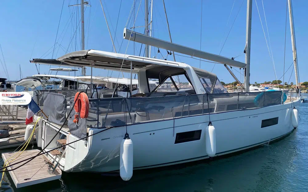 slider 0 Beneteau Oceanis 60
