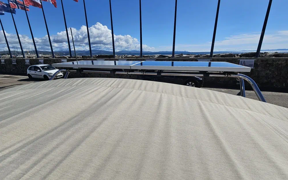 slider 10 Dufour 310