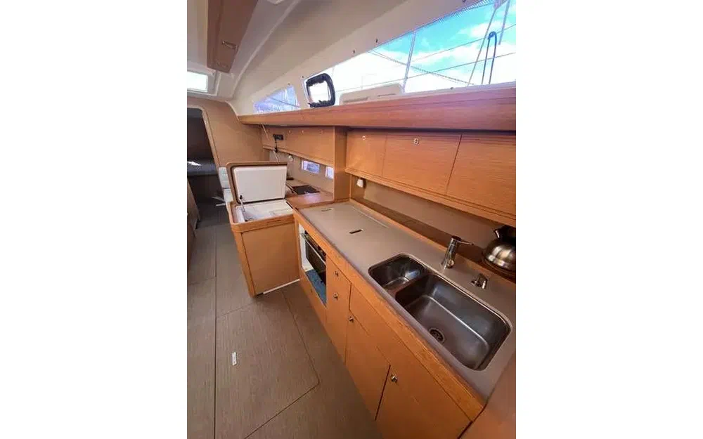 slider 19 Dufour 410 Grand Large