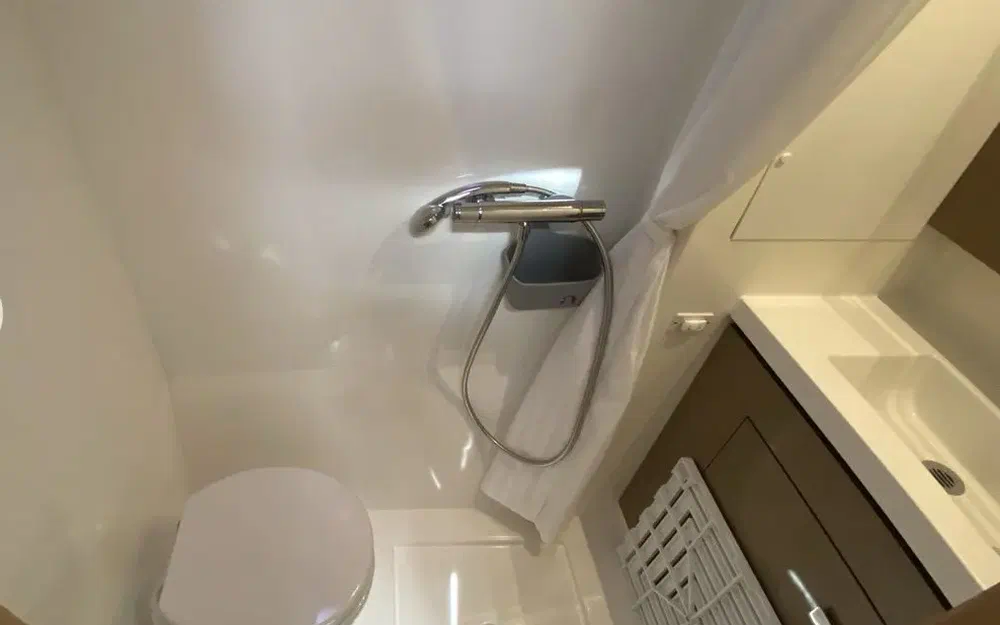 slider 14 Fountaine Pajot Saona 47