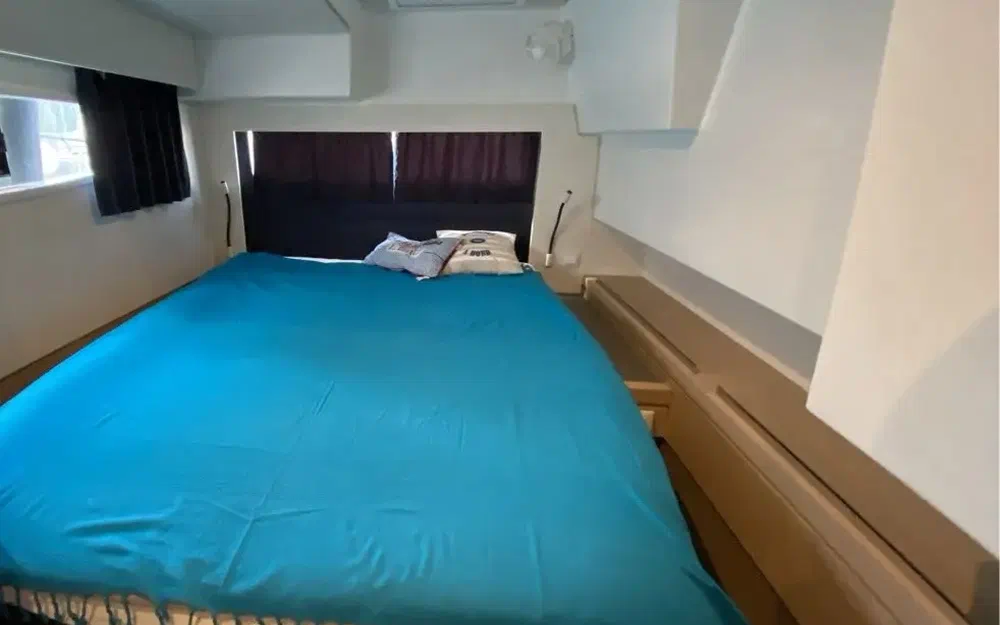 slider 17 Fountaine Pajot Saona 47