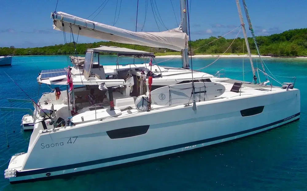 slider 1 Fountaine Pajot Saona 47