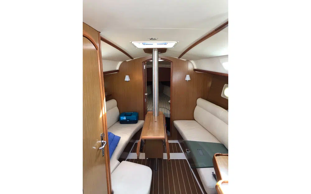 slider 17 Jeanneau Sun Odyssey 32 i