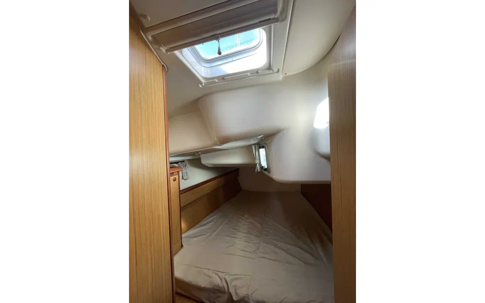 slider 17 Jeanneau Sun Odyssey 45
