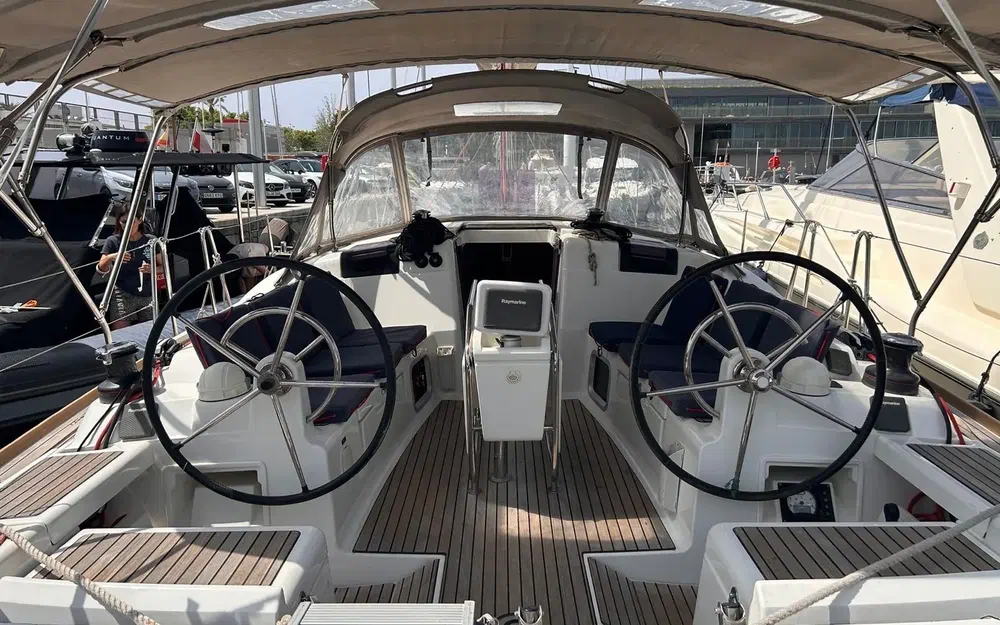 slider 2 Jeanneau Sun Odyssey 419