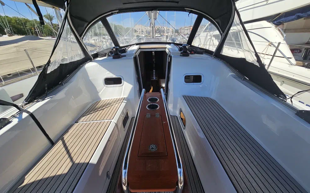 slider 16 Jeanneau sun odyssey 350