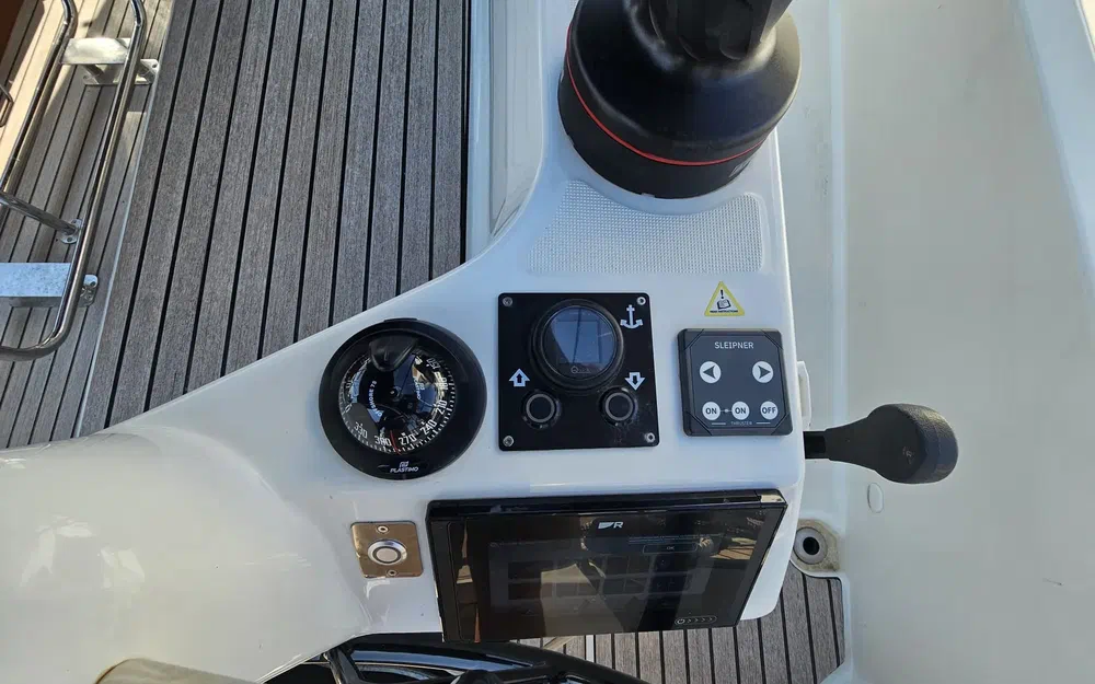 slider 23 Jeanneau sun odyssey 350