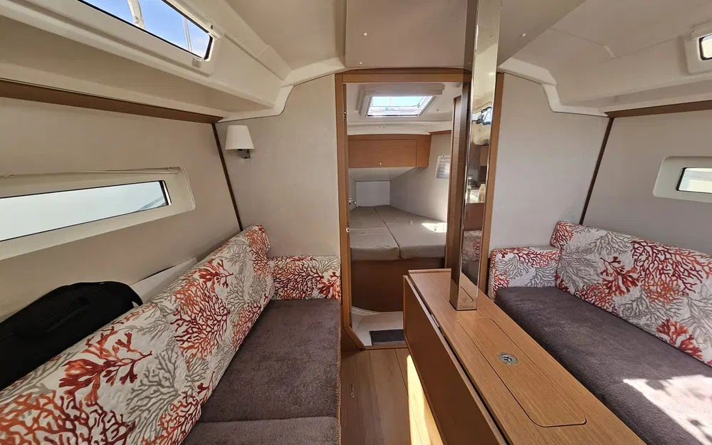 slider 27 Jeanneau sun odyssey 350