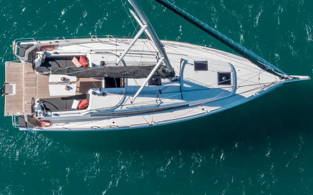 slider 2 Jeanneau Sun Odyssey 380