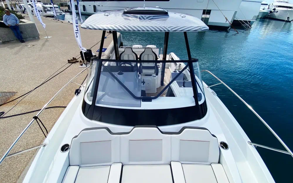 slider 13 Jeanneau Cap Camarat 9.0 WA Serie 2